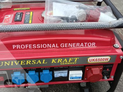 Generator-Universal Kraft