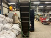 Foto van Vuilafvoerelevator