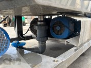 Foto van Fustreiniger/krattenwasser